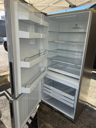 Factory second Fisher & Paykel 494L Bottom Mount Refrigerator  Model: RF522BLPX6 - Second Hand Appliances Geebung